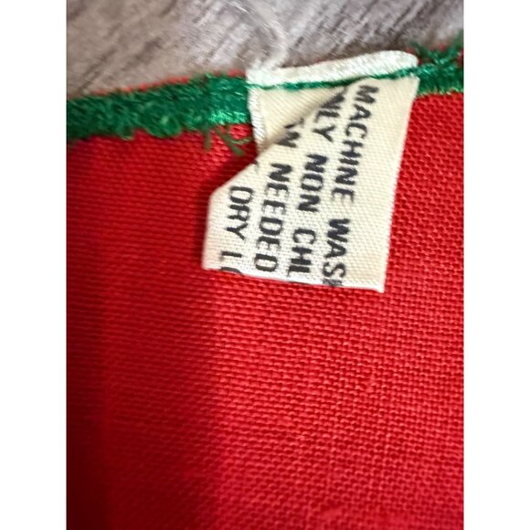 VTG  Embroidered Red Poinsettia Placemats Accessories Set coaster /pot-holders - Picture 5 of 11